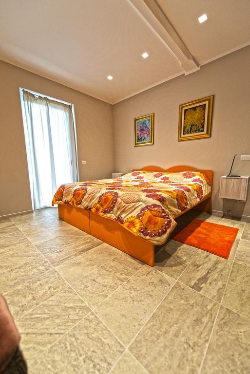 La Casa Di Kiki Villa คูเนโอ ภายนอก รูปภาพ